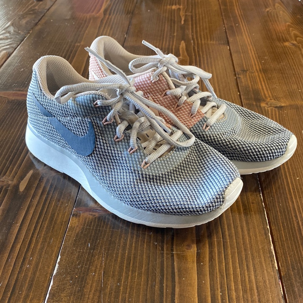 NIKE | Tanjun Womens Racers